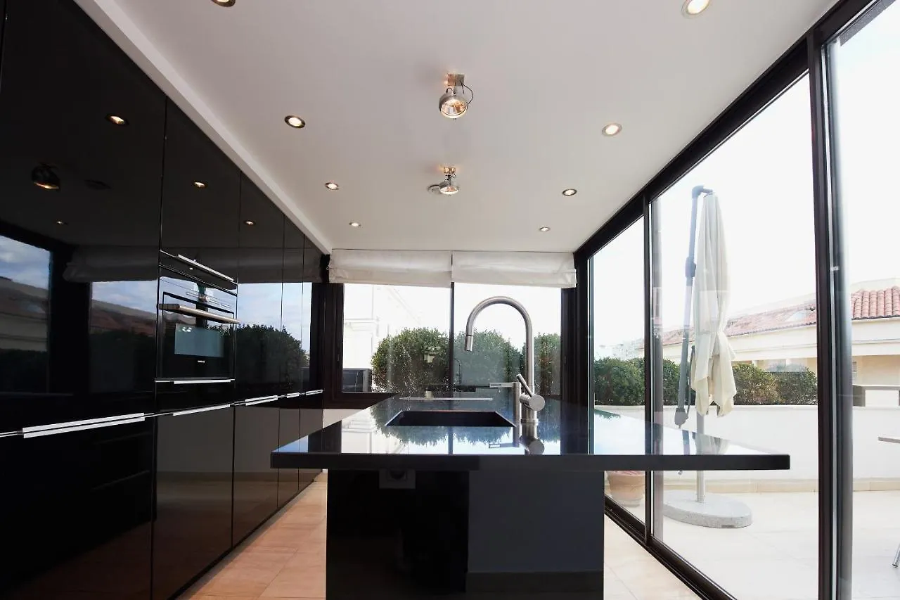 Appartement Prive Vue Mer Cannes Centre Gray D'Albion 0*,  France